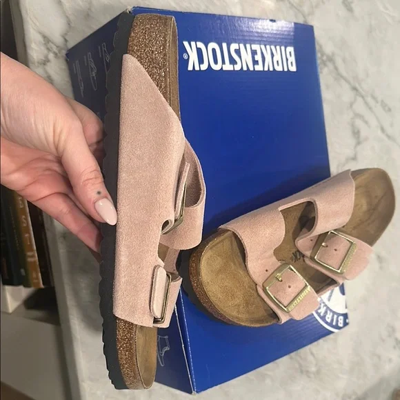 Birkenstock light rose Arizona Suede Sandals - Picture 2 of 5